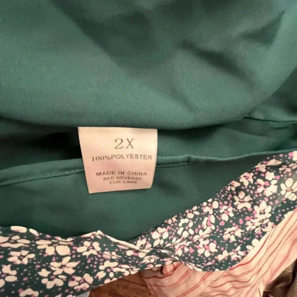 ~Zig Zag~ Tank - 2X - Picture 8 of 9